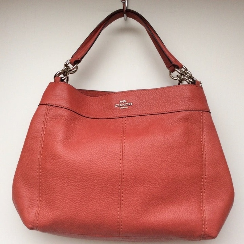 NWT ! COACH SMALL LEXY